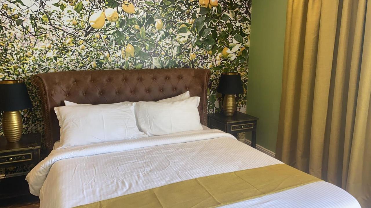 The Red Farm Relais & Spa Iklin 外观 照片