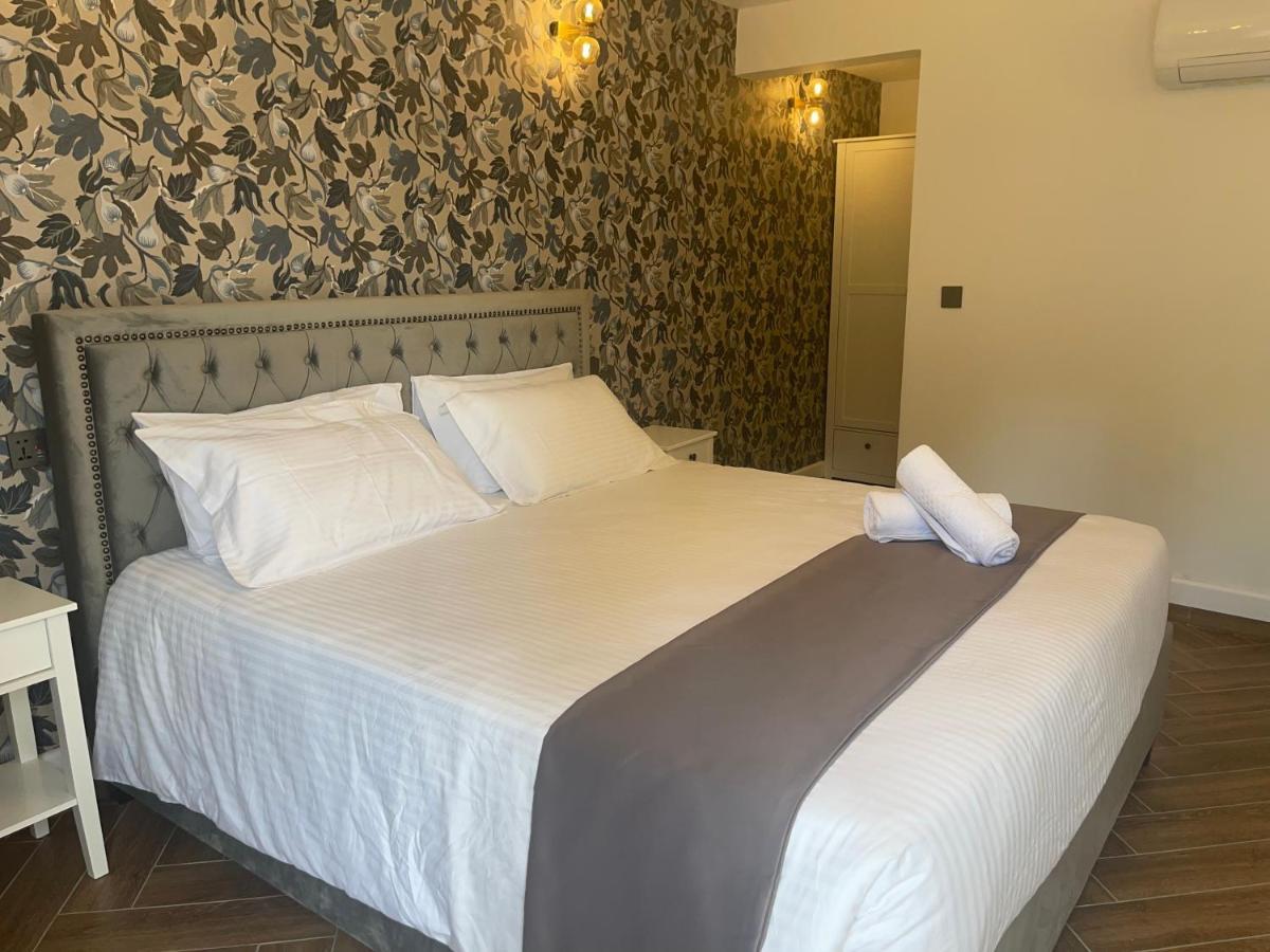 The Red Farm Relais & Spa Iklin 外观 照片