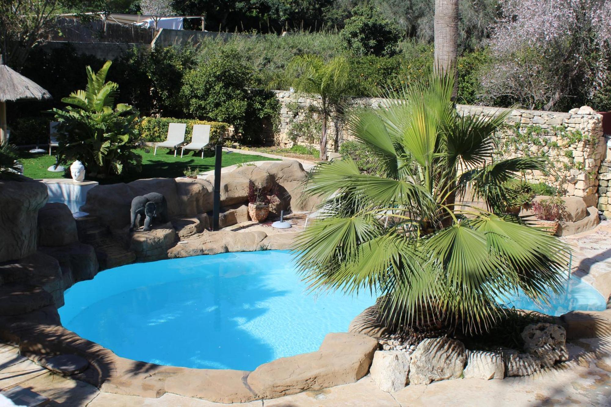 The Red Farm Relais & Spa Iklin 外观 照片